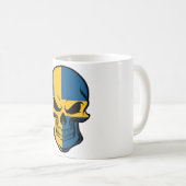 Mug Crâne suédois de drapeau (Devant droit)