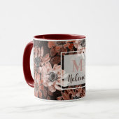 Mug Crème, fleurs de teracote sur un arrière - plan br (Devant gauche)