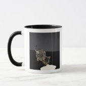 Mug Crème potable argentée de chat tigré de plancher (Gauche)