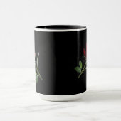 Mug Crimson sur l'ébène : La rose rouge unique, (Centre)