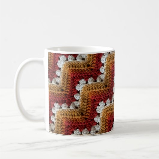 Mug Crochet de poulet de 6 jours par Betty McKnit (Gauche)