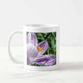 Mug Crocus de printemps violet (Gauche)