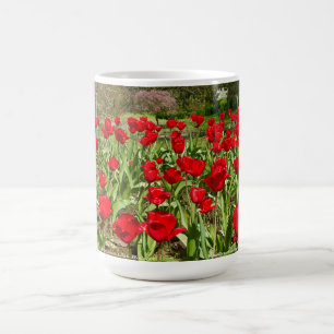 Mug Croire En Toi-Même. Tulipes rouges