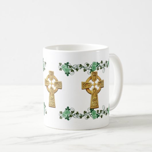 Mug Croix celtique irlandaise et muqueuse shamrock (Devant droit)