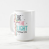Mug Croix chrétienne de Noël "Soyez la Lumière" (Devant gauche)
