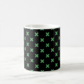 Mug Croix verte coutures sur noir (Centre)