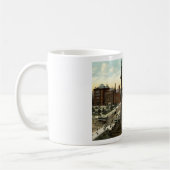 Mug Cru 1910 de Cleveland Ohio de place publique (Gauche)