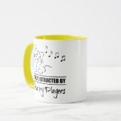 Mug Curious Cat facilement distrait par les joueurs de (Devant gauche)