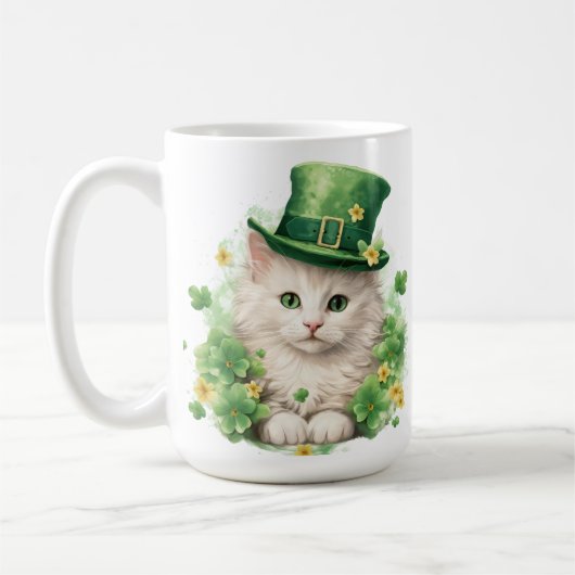 MUG CUTE CHAT FLUFFY HABILLÉ POUR JOUR DE LA SAINT PAT (Gauche)