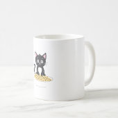 Mug Cute Chat Noir Jouant Avec De La Nourriture (Devant droit)