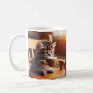 Mug Cute chaton assis sur une chaise à boire un café.