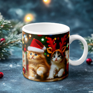 Mug Cute chatons avec le Père Noël et casquettes de re