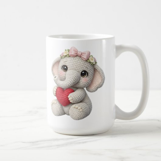 Mug Cute Crochet Elephant Holding Heart Amigurumi Art (Droite)