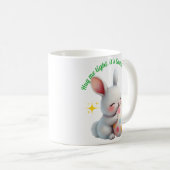 Mug Cute Easter Bunny Hugging Colorful Egg (Devant droit)