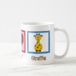 Mug Cute Giraffe<br><div class="desc">Peace Love Giraffes cadeau. Joli signe de paix vert, coeur rouge, et girafe de dessin animé.</div>