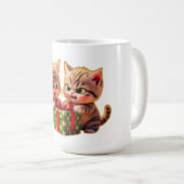 Mug **Cute Kittens Fighting Over a Gift – Funny Christ (Devant droit)