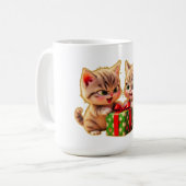 Mug **Cute Kittens Fighting Over a Gift – Funny Christ (Devant gauche)