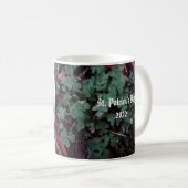 Mug Cute Labrador Retriever Mix Fatigué Chien vert (Devant droit)