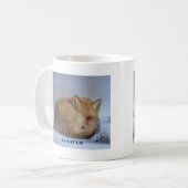Mug Cute Little Fox Curling Up Winter Photo (Devant gauche)