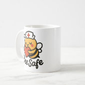 Mug Cute Nurse Bee Safe Heart (Devant gauche)