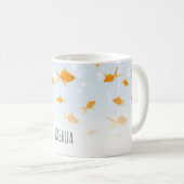 Mug Cute poisson d'or nager dans l'eau Nom personnalis (Devant droit)