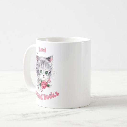 Mug Cute Retro Chat - Lire Livres Interdits (Devant gauche)