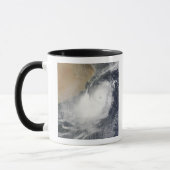 Mug Cyclone tropical Phet dans la mer d'Oman (Gauche)