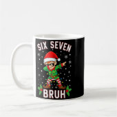 Mug Dabbing Elf Six Seven Bruh Christmas 67 Meme Xmas (Gauche)