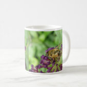 Mug d'abeilles et de fleurs violettes (Devant droit)