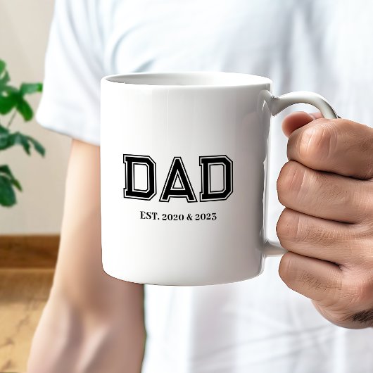 Mug Dad Established Simple Modern College Typography