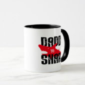 Mug Daddy Shark Worn Graphic (Devant droit)