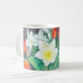 Mug Daffodiles et tulipes peintes à la main dans les p (Devant gauche)