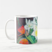 Mug Daffodiles et tulipes peintes à la main dans les p (Gauche)