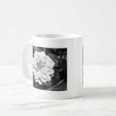 Mug Dahlia 'David Howard' B&W (Devant gauche)