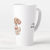 Mug d'anniversaire de dachshund mignon Un peu plus (Angle droit)