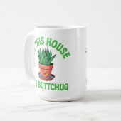 Mug Dans cette maison, nous arrosons par le bas – Humo (Devant gauche)