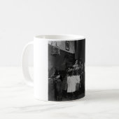 Mug Dans la salle de classe (Devant gauche)