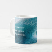 Mug Dans les vagues de changement Citation de mise en  (Devant gauche)
