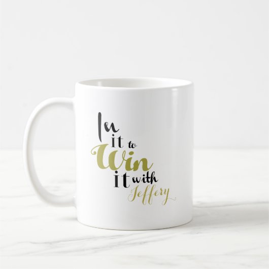 Mug "Dans lui gagner lui" noir et l'or a personnalisé (Gauche)