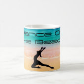 Mug Danse sur la plage - Sable & Océan (Centre)
