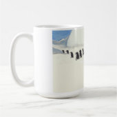 Mug Danses amusantes sur les manchots. (Gauche)