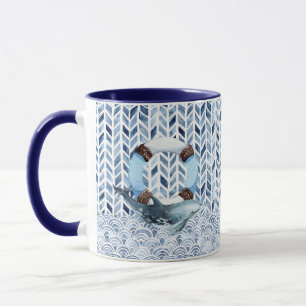 Mug Dauphin et bouée de sauvetage sur motif maritime