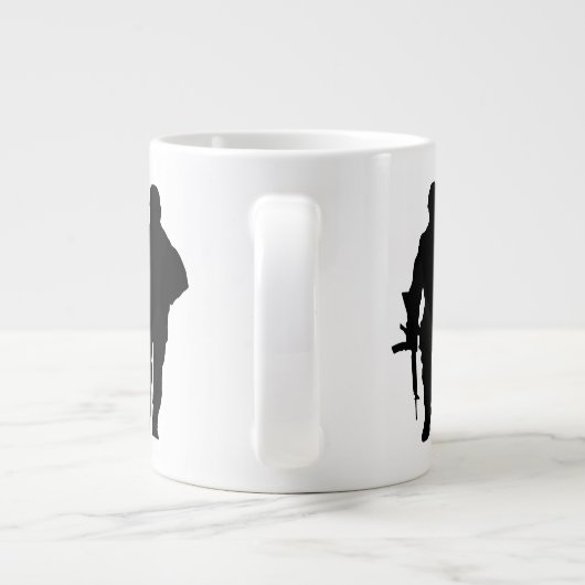 MUG DE CAFÉ AMÉRICAIN BLESSÉ (Dos)