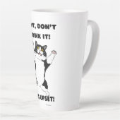 Mug de café au chat amusant - "Attends, ne bois pa (Angle droit)