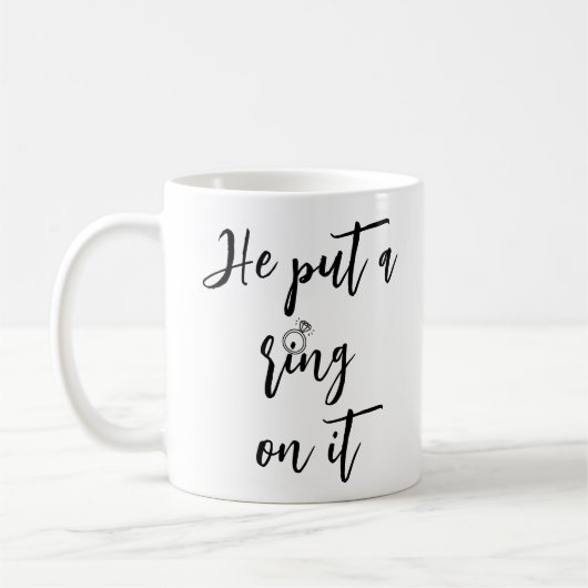 Mug de café avec bague de fiançailles romantique (Gauche)