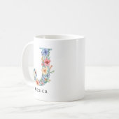 Mug de café avec initiale florale personnalisée, c (Devant gauche)