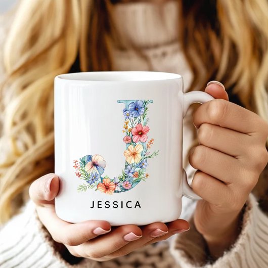 Mug de café avec initiale florale personnalisée, c