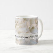 Mug de café blanc Quinceañera Floral (Devant droit)