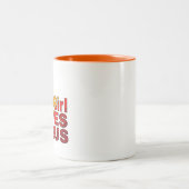 Mug de café : Cette fille aime Jésus (Centre)