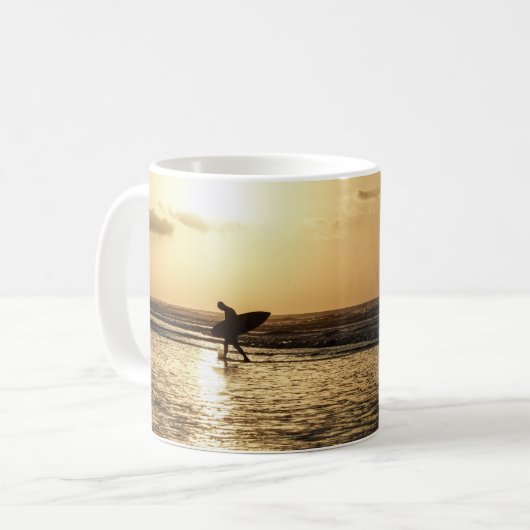 Mug de café de surfeur du matin (Devant gauche)